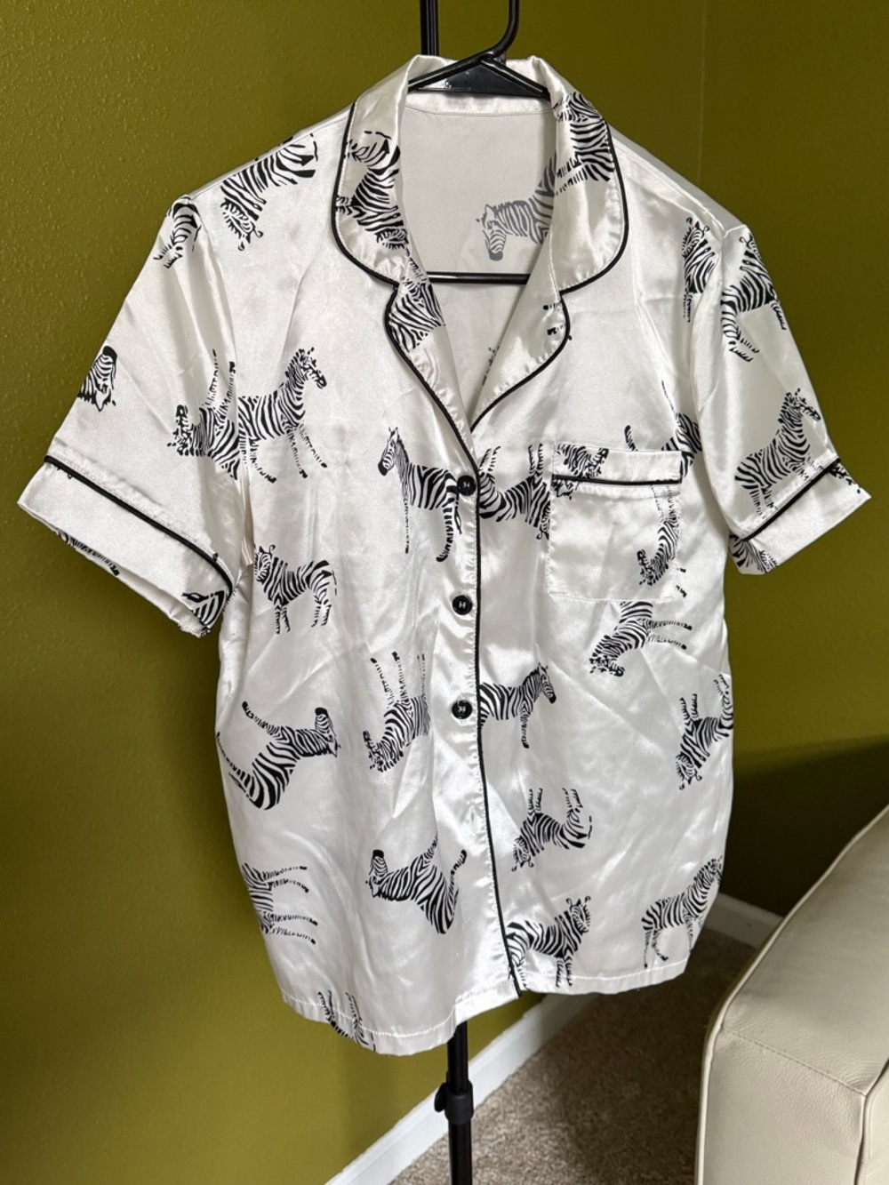 Women's Satin Zebra Print PJ Set size Small